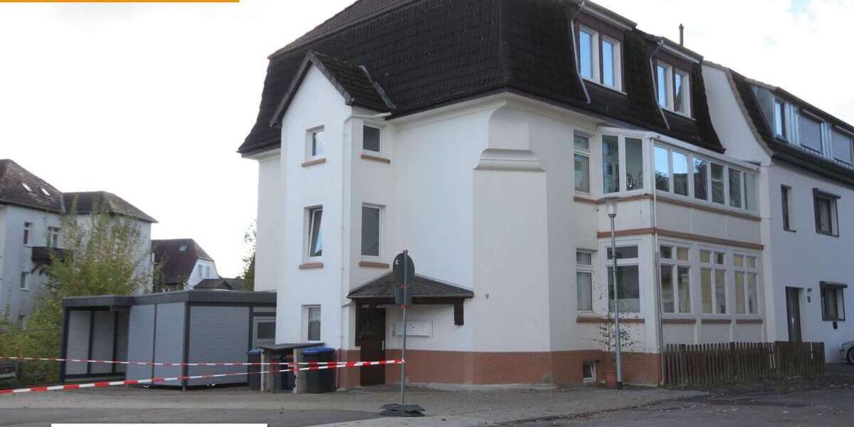 Einfamilienhaus Bad Pyrmont - 10 Zimmer, 306 m&sup2;, 275.000&euro; | Angebot:25199657