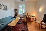Zweitbezug nach Sanierung mit Einbauküche: stilvolle 3-Zi-Altbau