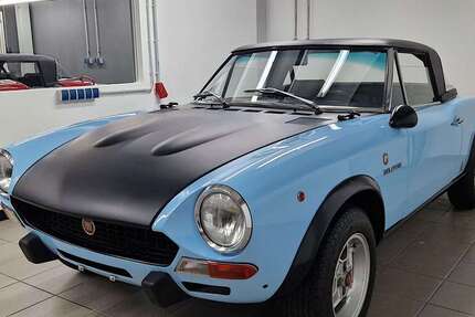 Fiat 124 Spider 51.625 km 83.500 &euro; Starnberg 82319