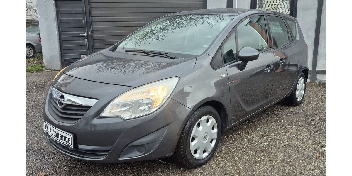 Opel Meriva 157.592 km 3.490 € München 80809