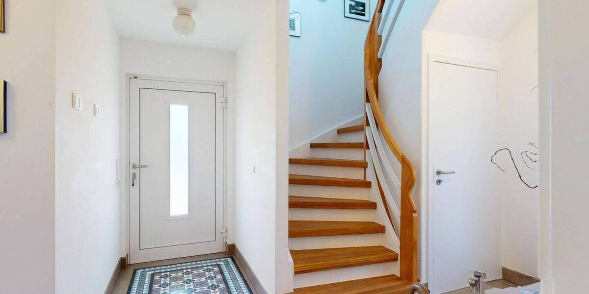 Doppelhaushälfte Frankfurt am Main Praunheim - 6 Zimmer, 181 m&sup2;, 1.450.000&euro; | Angebot:26388324