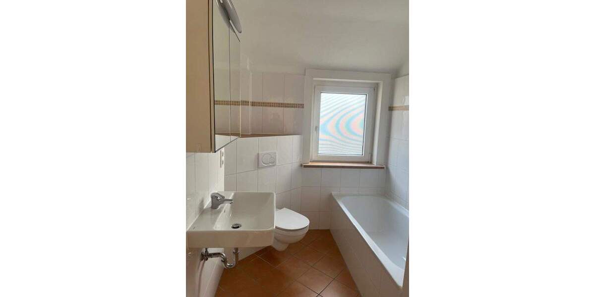 Etagenwohnung Hameln Nordstadt - 3 Zimmer, 81 m&sup2;, 735&euro; | Angebot:25752905