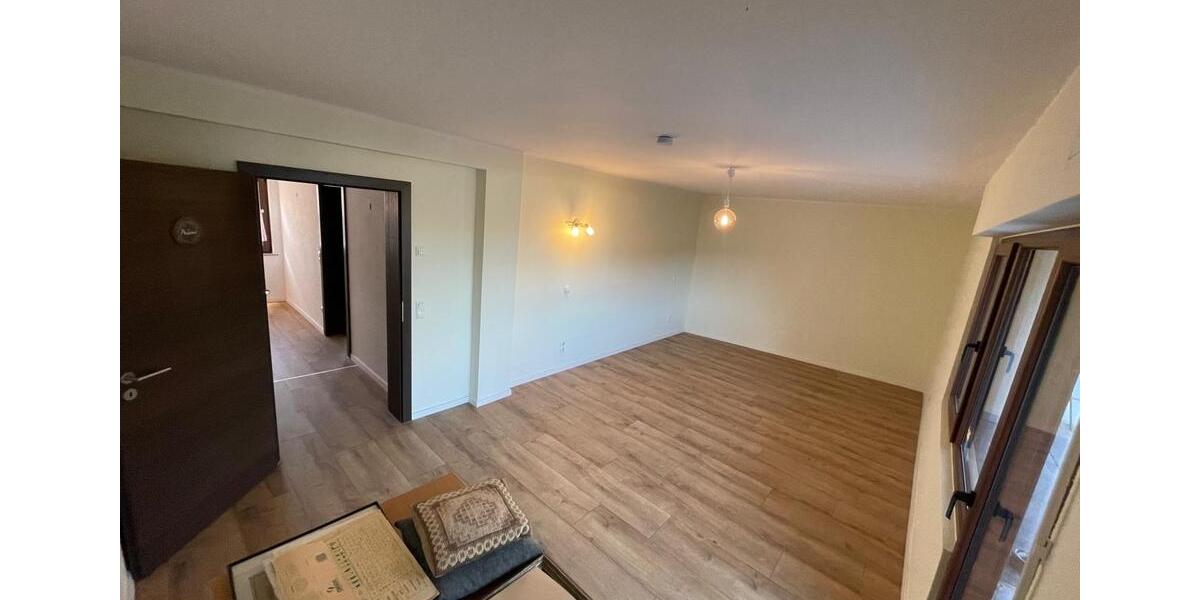 Maisonettenwohnung Euskirchen - 4 Zimmer, 158 m&sup2;, 1.870&euro; | Angebot:25541277