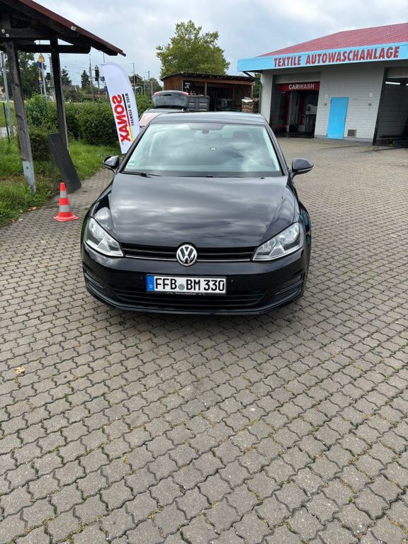 VW Golf 147.500 km 9.400 € Frieding 82346