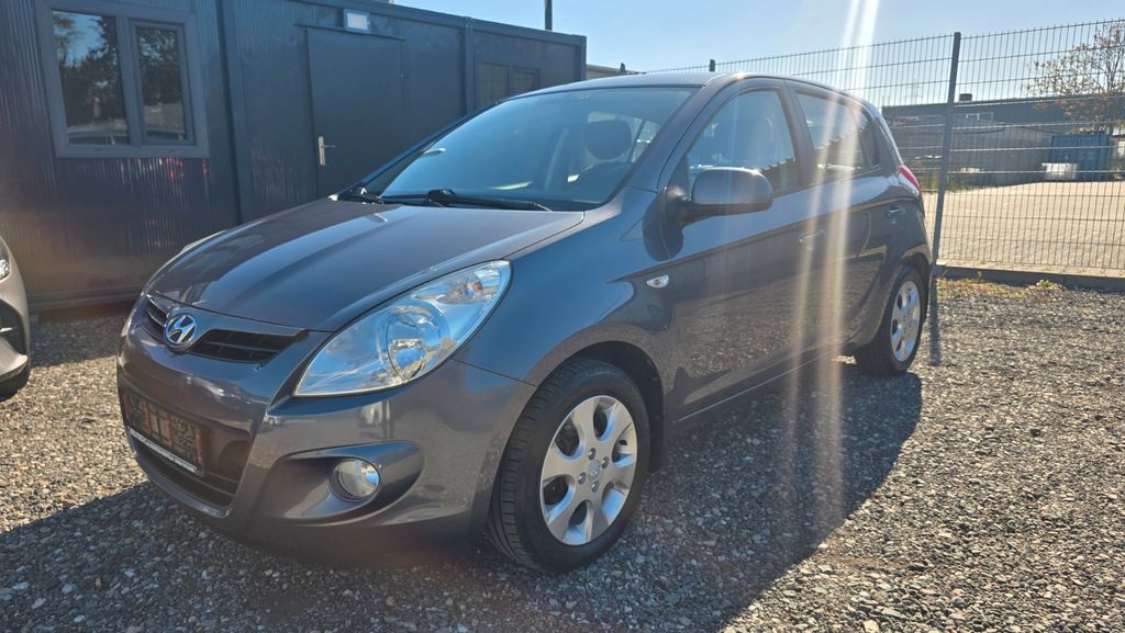 Hyundai i20 136.000 km 3.973 &euro; Schwetzingen 68723