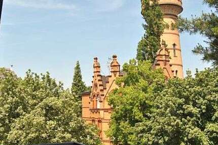 Wohnung Wiesbaden Biebrich - 5 Zimmer, 200 m&sup2;, 3.200&euro; | Angebot:25892700