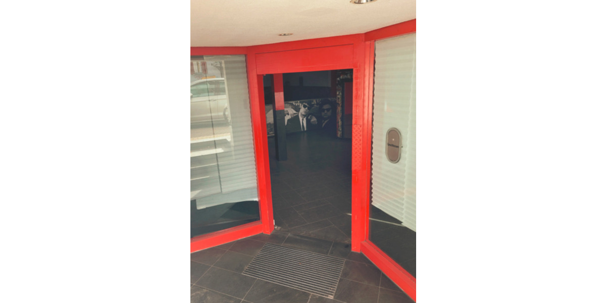 Gewerbefläche zu vermieten - zentral gelegen, indiv. gestaltbar zimmer