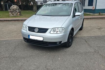 VW Touran 157.000 km 3.899 &euro; Hannover 30167