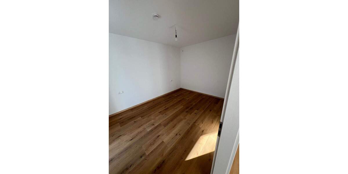 Terrassenwohnung Wehringen - 2 Zimmer, 74 m&sup2;, 893&euro; | Angebot:26334330