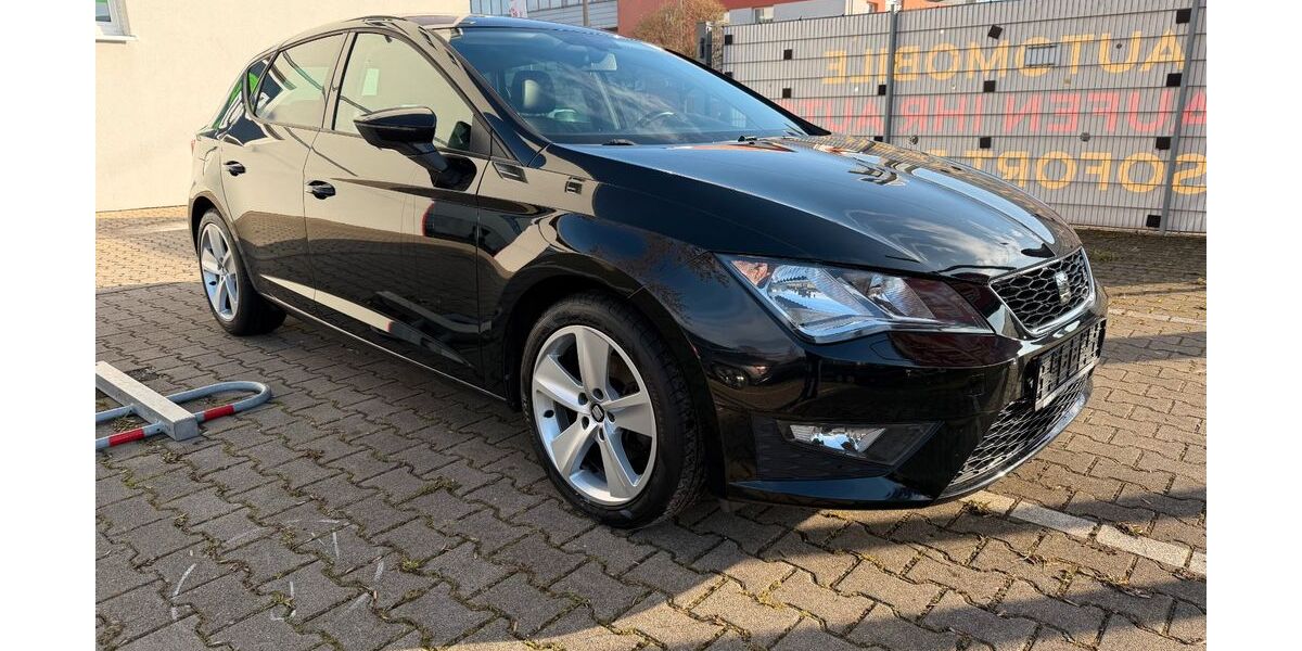 Seat Leon 75.400 km 12.990 € Ulm 89077