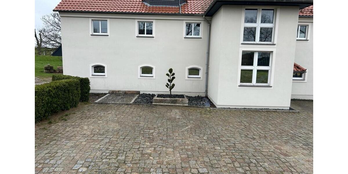 Etagenwohnung Pulsnitz - 3 Zimmer, 106 m&sup2;, 740&euro; | Angebot:25394922