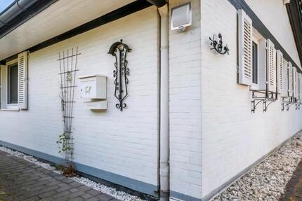 Großer Bungalow mit wunderschönem Garten 5 zimmer