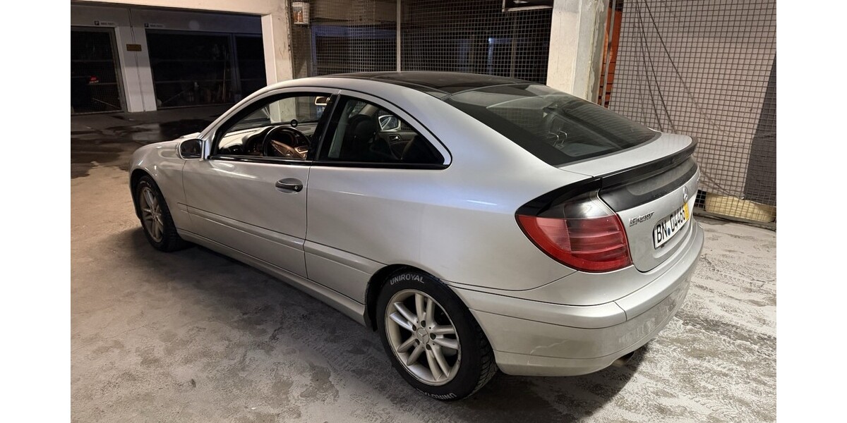 Mercedes-Benz C230 Kompressor 198.000 km 2.390 &euro; Bonn 53111