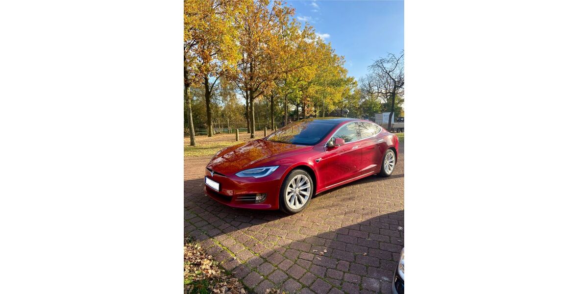 Tesla Model S 156.000 km 32.999 &euro; Nordenham 26954