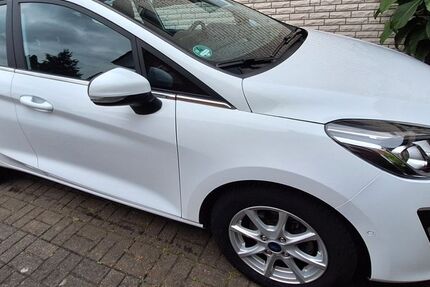 Ford Fiesta 67.500 km 12.500 &euro; Bad Salzuflen 32107