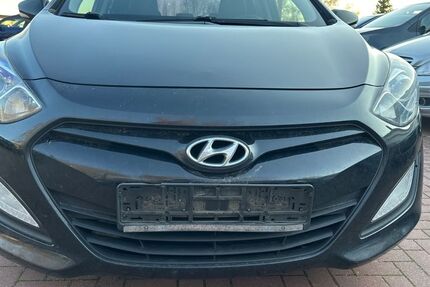 Hyundai i30 220.000 km 3.300 &euro; Lübeck 23560