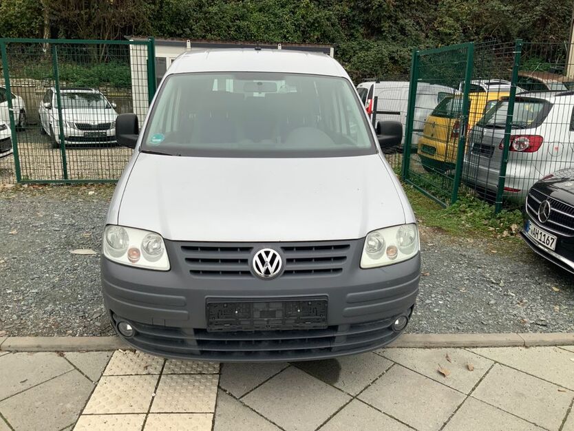 VW Caddy 197.003 km 2.450 € Frankfurt am Main 60486