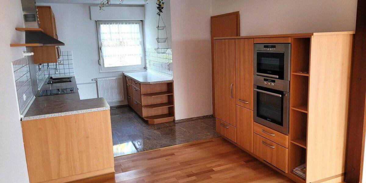 Etagenwohnung Laufenburg (Grunholz) Grunholz - 4 Zimmer, 146 m&sup2;, 1.595&euro; | Angebot:26865301