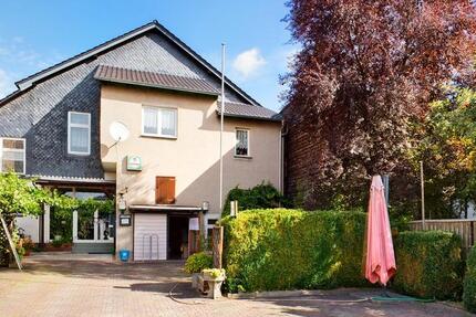 Haus Kaulsdorf - 22 Zimmer, 290 m&sup2;, 280.000&euro; | Angebot:27121243