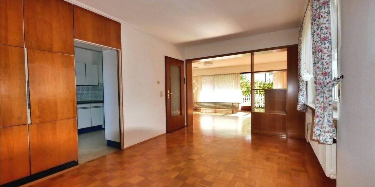 Einfamilienhaus Mengen - 6 Zimmer, 153 m&sup2;, 390.000&euro; | Angebot:26393047