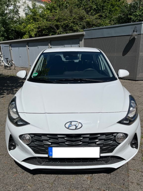 i10