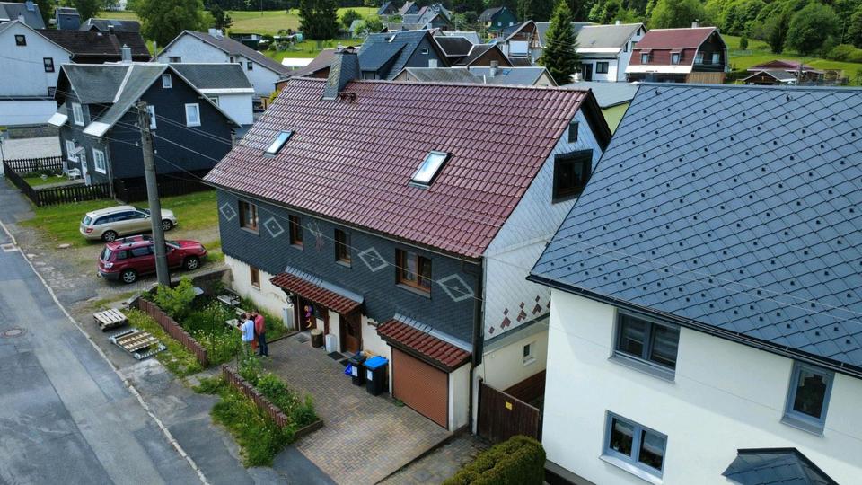 Einfamilienhaus Neuhaus am Rennweg - 6 Zimmer, 145 m&sup2;, 82.000&euro; | Angebot:24786328