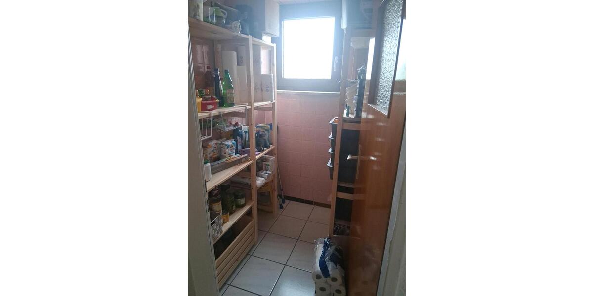Etagenwohnung Östringen - 6 Zimmer, 136 m&sup2;, 330.000&euro; | Angebot:26817823