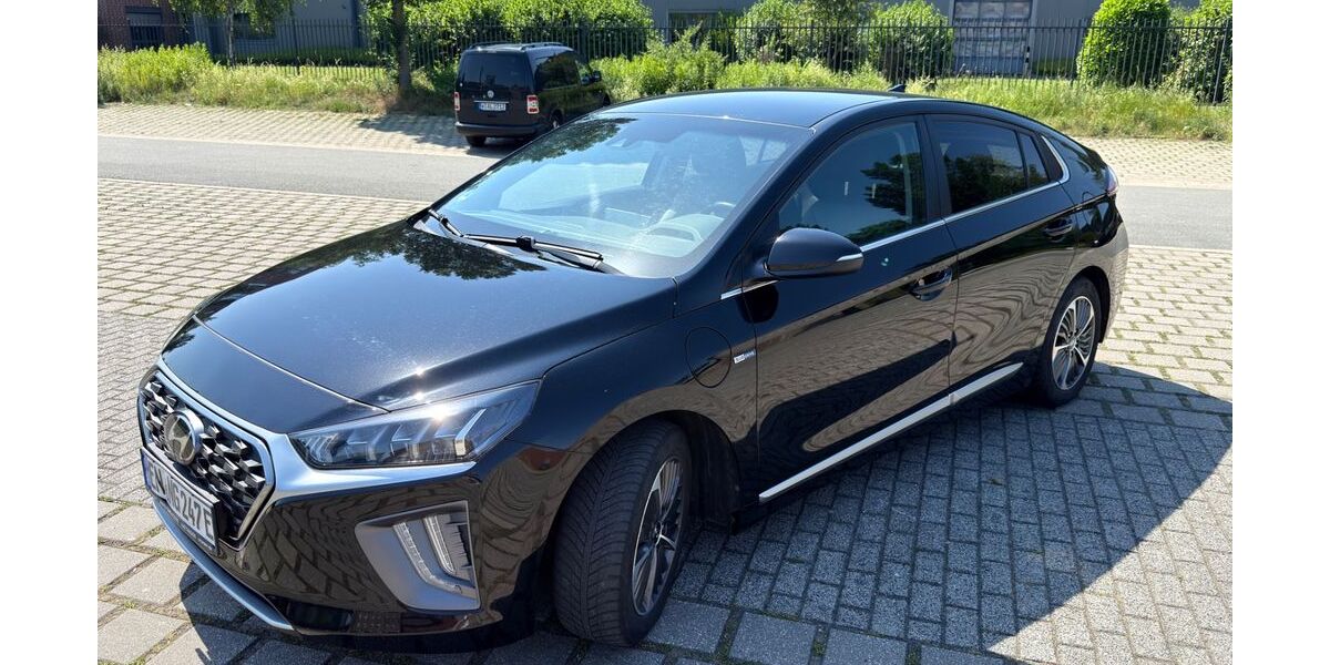 Hyundai IONIQ 93.500 km 15.900 &euro; Hattingen 45527