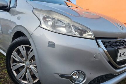 Peugeot 208 151.811 km 1.990 &euro; Eisenach 99817