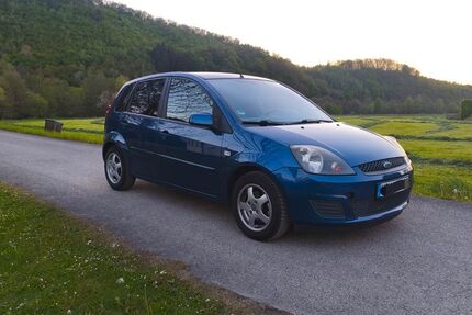 Ford Fiesta 275.000 km 750 &euro; Lennestadt 57368