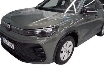 VW Tiguan 29.888 km 44.070 &euro; Passau 94032