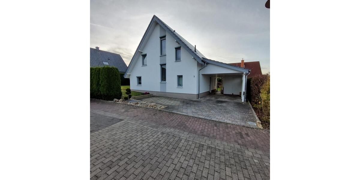 Freistehendes Einfamilienhaus in Leopoldshöhe 5 zimmer