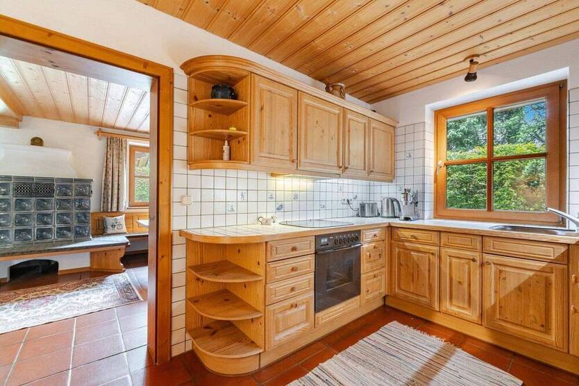 Familienvergnügen: Einfamilienhaus in grüner TOP-Lage. Viel Platz, viel Grund, viel Wohnqualität!