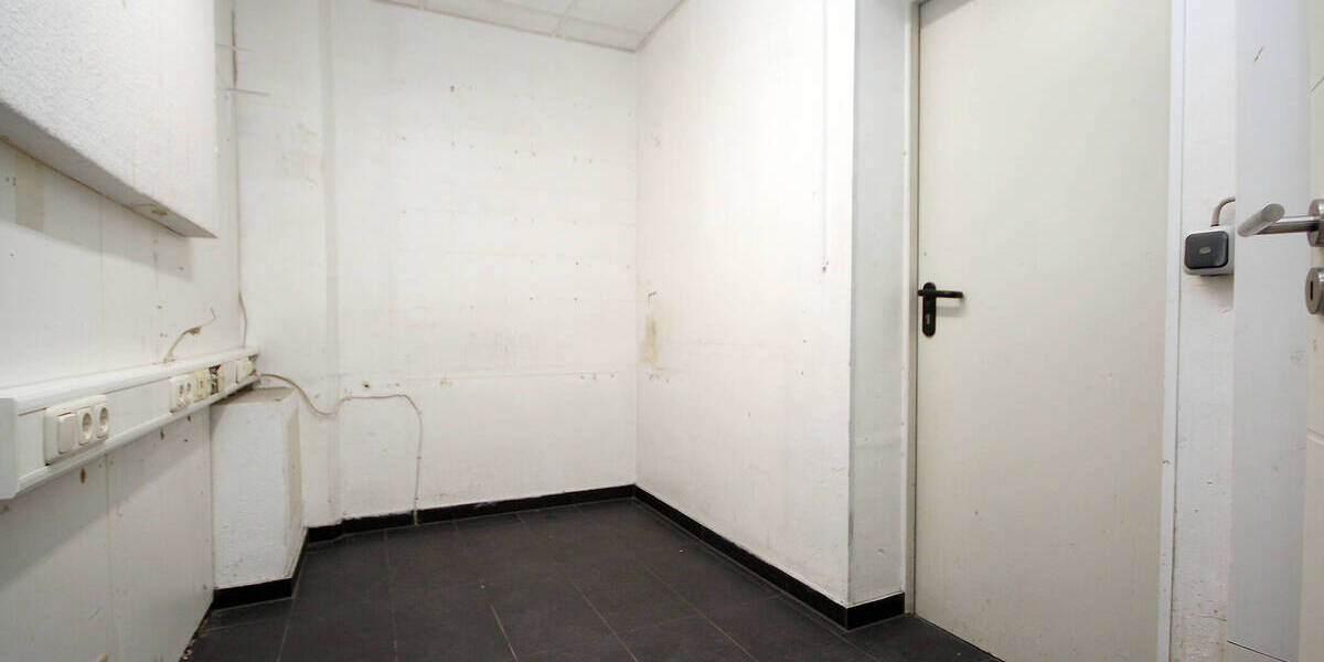 Gewerbeobjekt Neuwied - 3 Zimmer, 1.200&euro; | Angebot:24589356