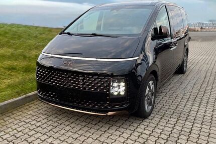 Hyundai STARIA 32.583 km 44.490 &euro; Riesa 01587