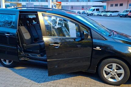 Mazda 5 173.000 km 3.250 &euro; Erfurt 99085