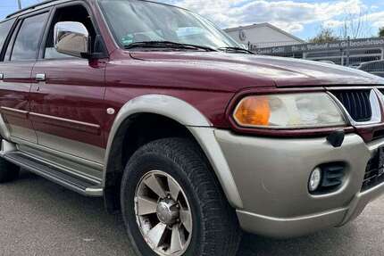 Mitsubishi Pajero 156.000 km 7.999 &euro; Lahr 77933