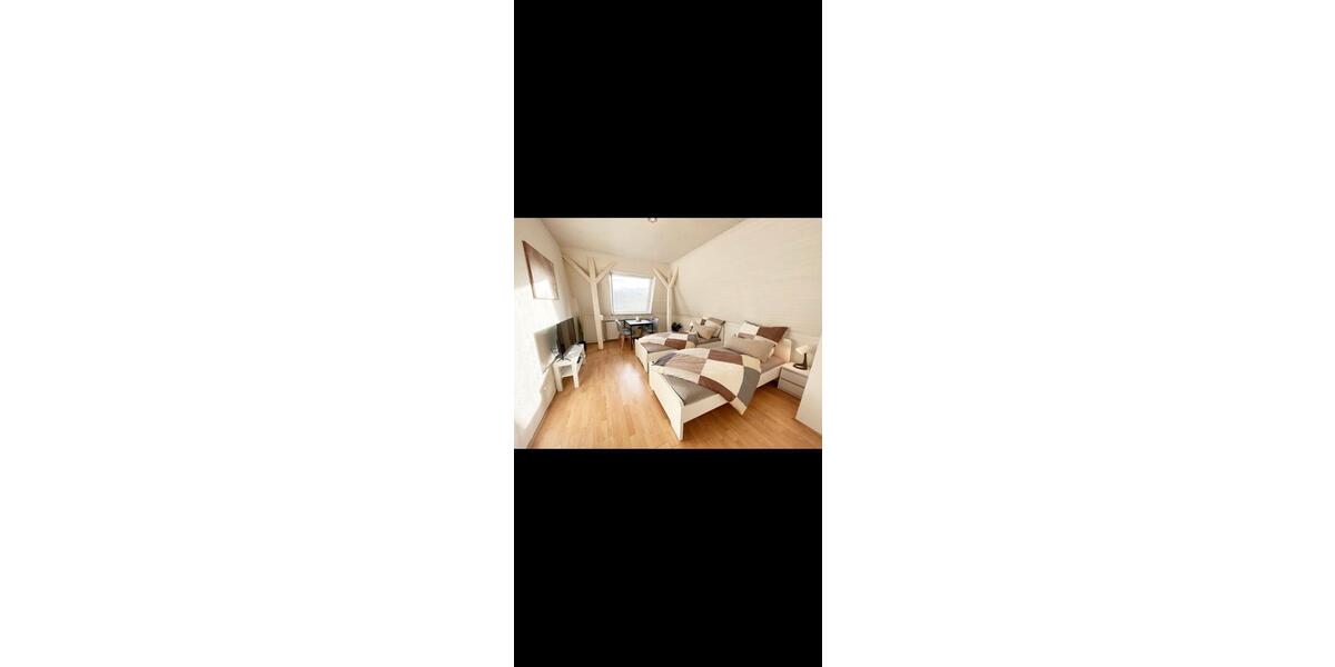 Dachgeschoßwohnung Lübeck Sankt Lorenz Nord - 3 Zimmer, 60 m&sup2;, 185.000&euro; | Angebot:27018925