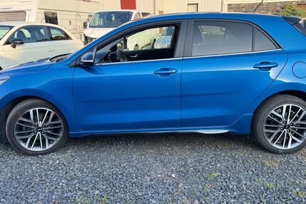 Kia Rio 36.000 km 14.700 &euro; Grebenau - Schwarz 36323