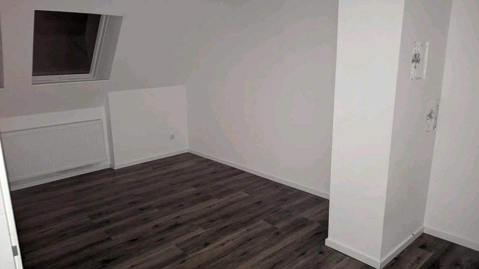 Dachgeschoßwohnung Herne Sodingen - 5 Zimmer, 119 m&sup2;, 200.000&euro; | Angebot:24817886