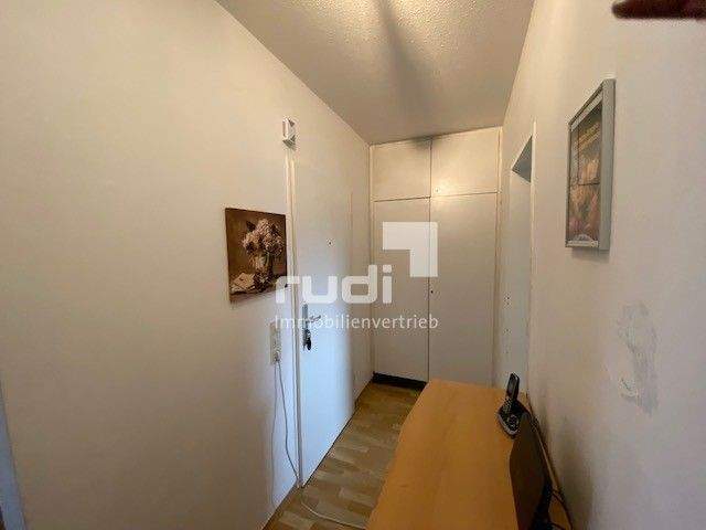 Etagenwohnung Lage - 2 Zimmer, 63 m&sup2;, 102.000&euro; | Angebot:25745167