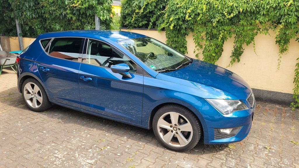 Seat Leon 192.000 km 9.100 &euro; Lübbenau 03222