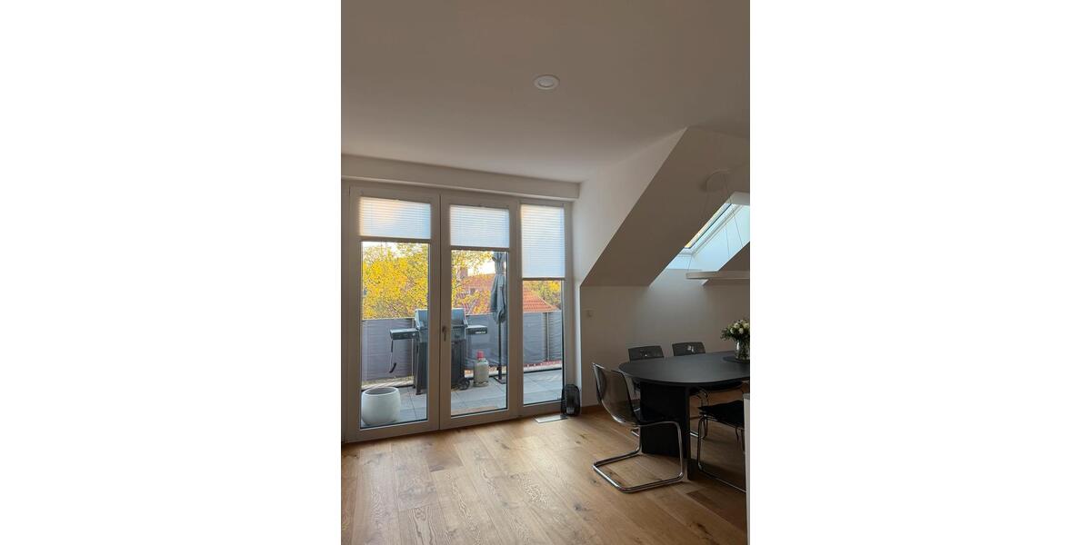 Etagenwohnung Isernhagen - 2.5 Zimmer, 84 m&sup2;, 1.598&euro; | Angebot:26375696
