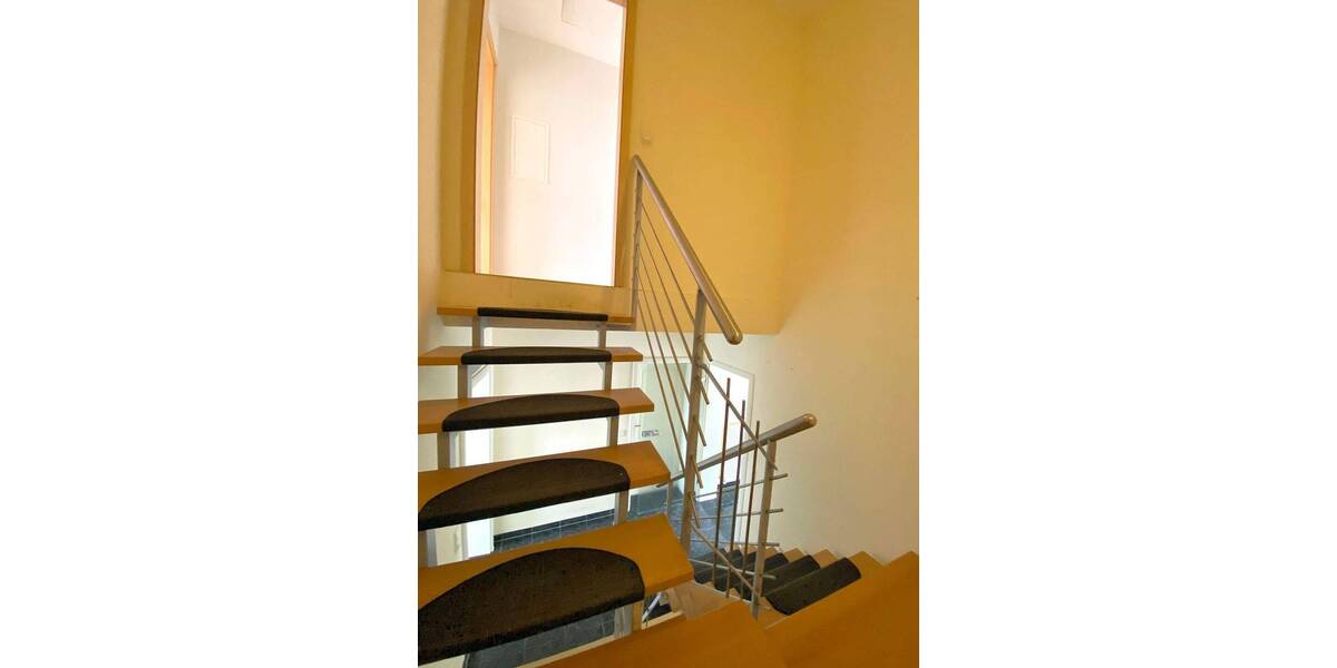 Mehrfamilienhaus, Wohnhaus Mayen Kürrenberg - 6 Zimmer, 135 m&sup2;, 1.200&euro; | Angebot:25747874