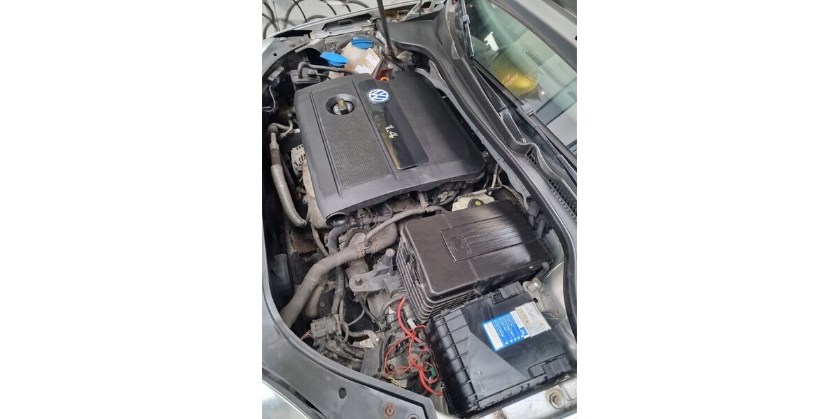 VW Golf V 122.000 km 5.000 € Berlin 10178