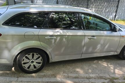 Ford Mondeo 353.000 km 1.250 &euro; Duisburg 47138