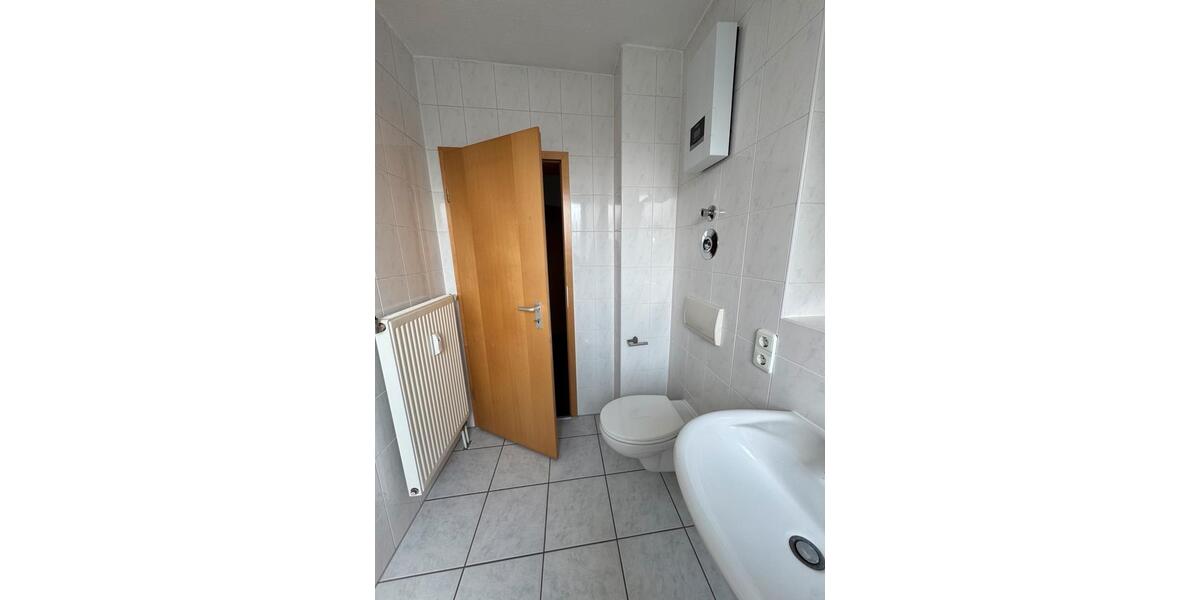 Dachgeschoßwohnung Wiesbaden Mainz-Kastel - 2 Zimmer, 54 m&sup2;, 249.000&euro; | Angebot:27295735