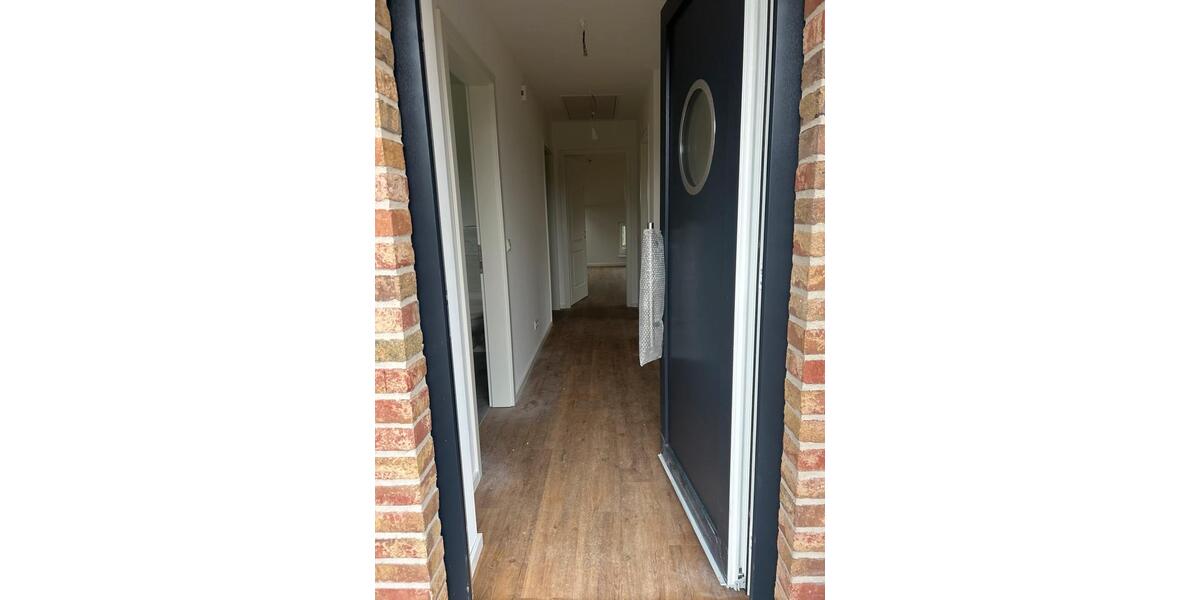 Etagenwohnung Weddingstedt - 2 Zimmer, 76 m&sup2;, 880&euro; | Angebot:25080230