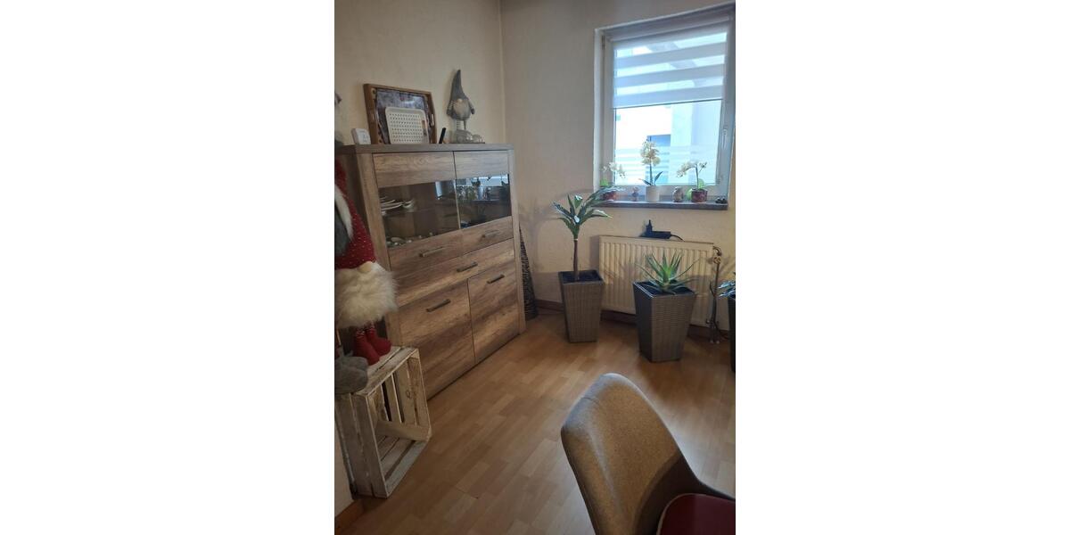 Erdgeschoßwohnung Ganderkesee - 4 Zimmer, 123 m&sup2;, 189.000&euro; | Angebot:25393926