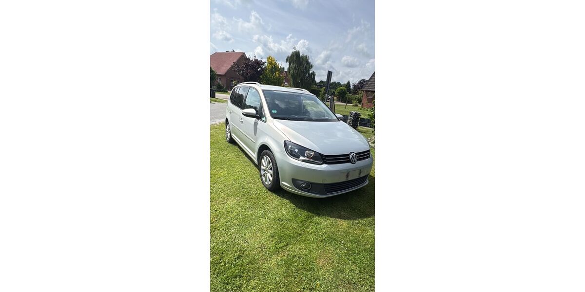 VW Touran 180.000 km 4.400 &euro; Südbrookmerland 26624